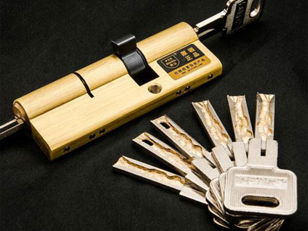 博白24小时上门开锁公司