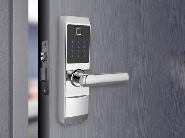 博白24小时上门开锁公司