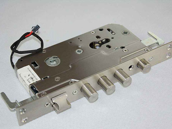 博白24小时上门开锁公司